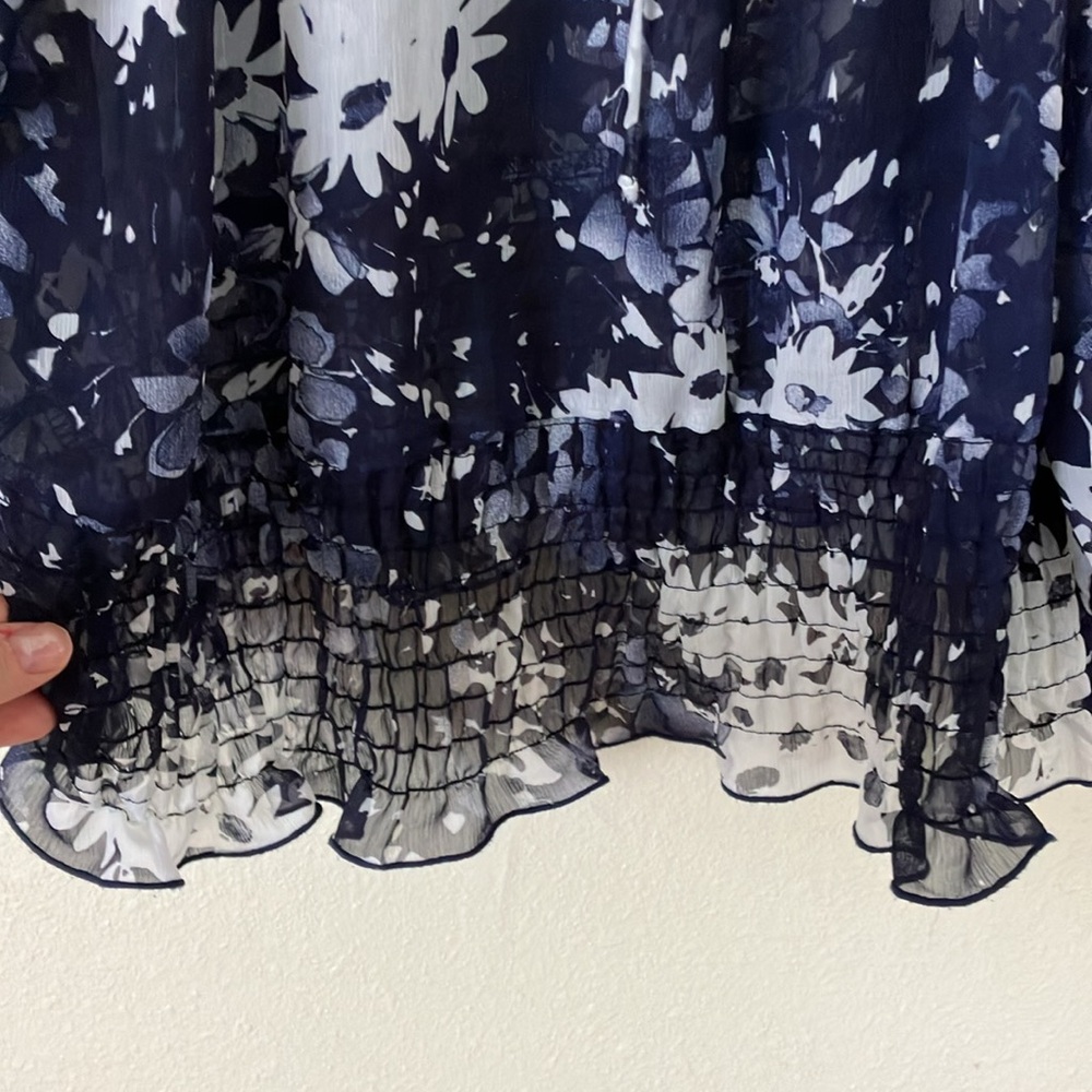 Lane Bryant Sheer Floral Top, 18 - Picture 4 of 7